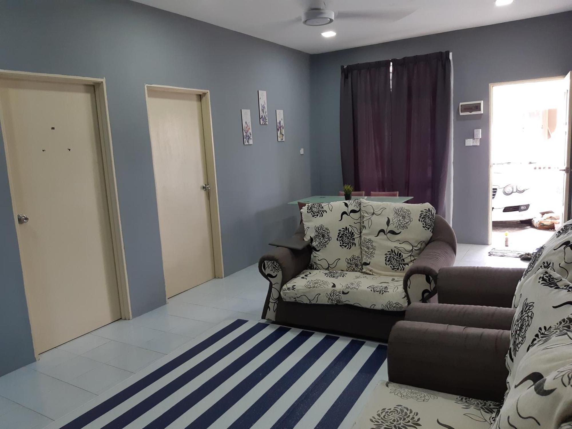 Anis Homestay Gua Musang Exteriör bild